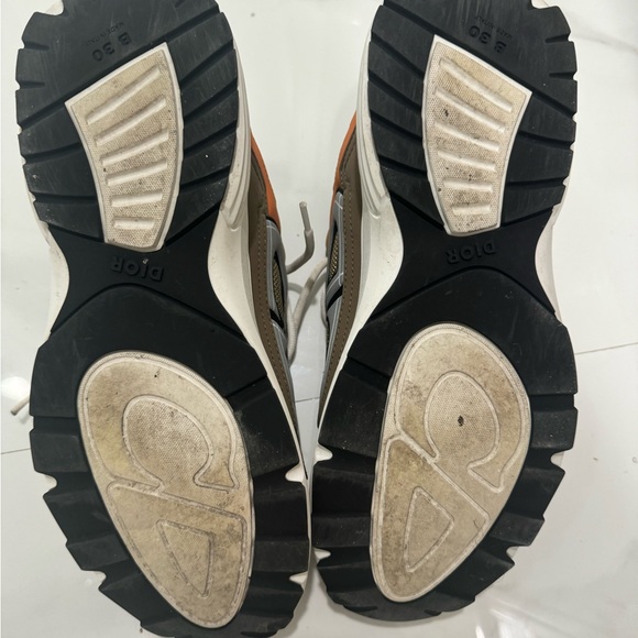 Men’s Christian Dior sneaker. - Picture 6 of 6